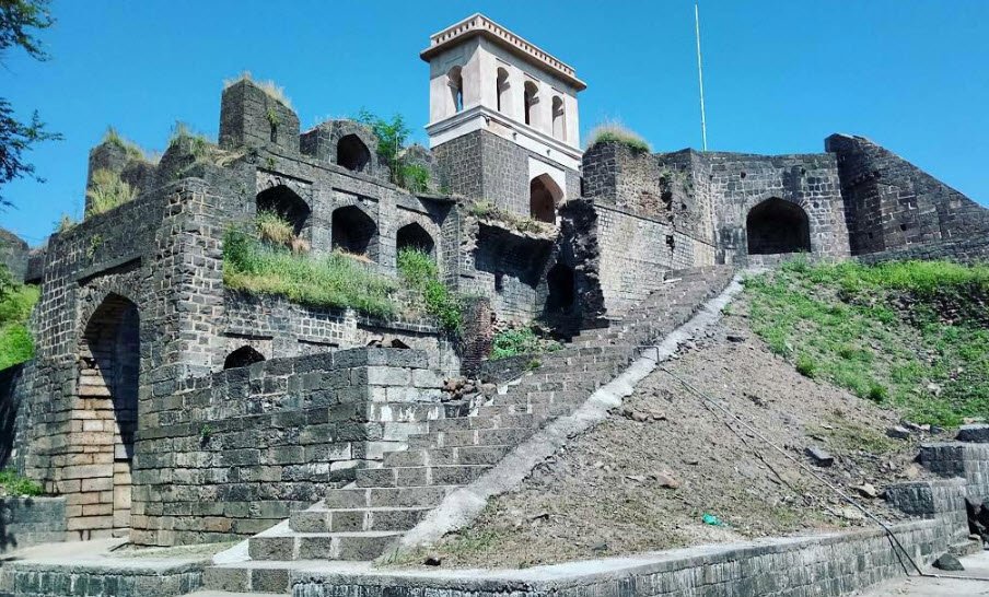 Paranda Fort, Paranda, Maharashtra, India
